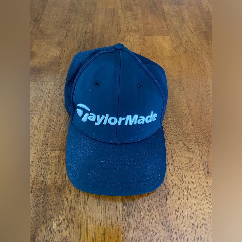 TaylorMade Performance Seeker Fitted Hat